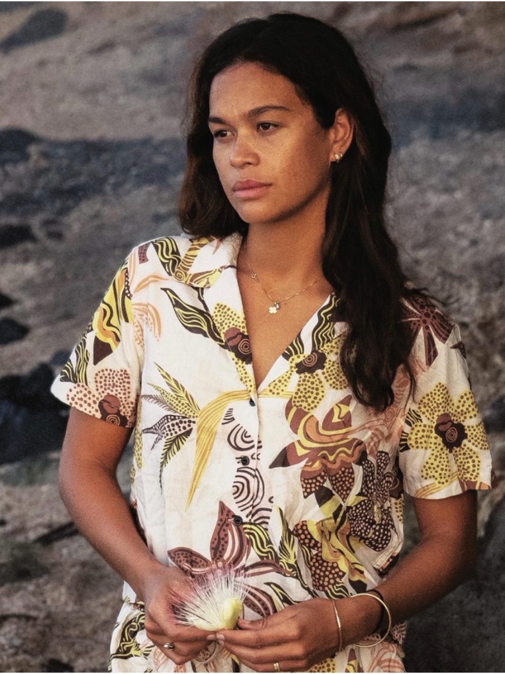 Women’s Roark Tropical Floral Button-Up, Idle Shirt in Cream, Yellow & Brown